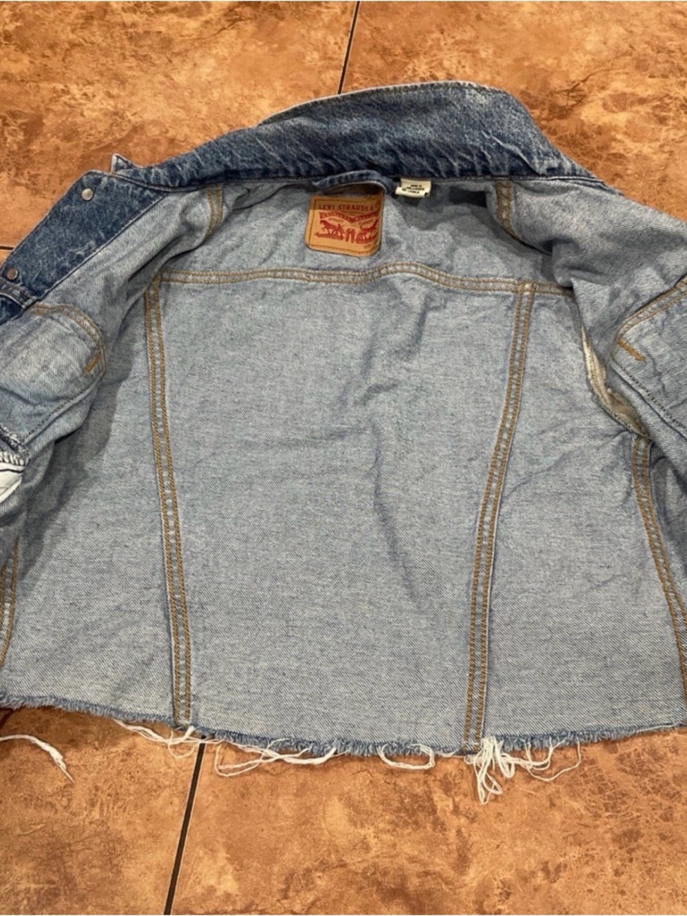 Levi's Blue Denim Jacket with Gray Knit Sleeves - Picture 3 of 5